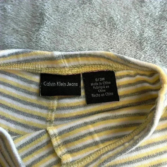 ⭐️Host Pick⭐️ Calvin Klein - 4 piece bundle. Size 0-3/3-6  month - Picture 7 of 8